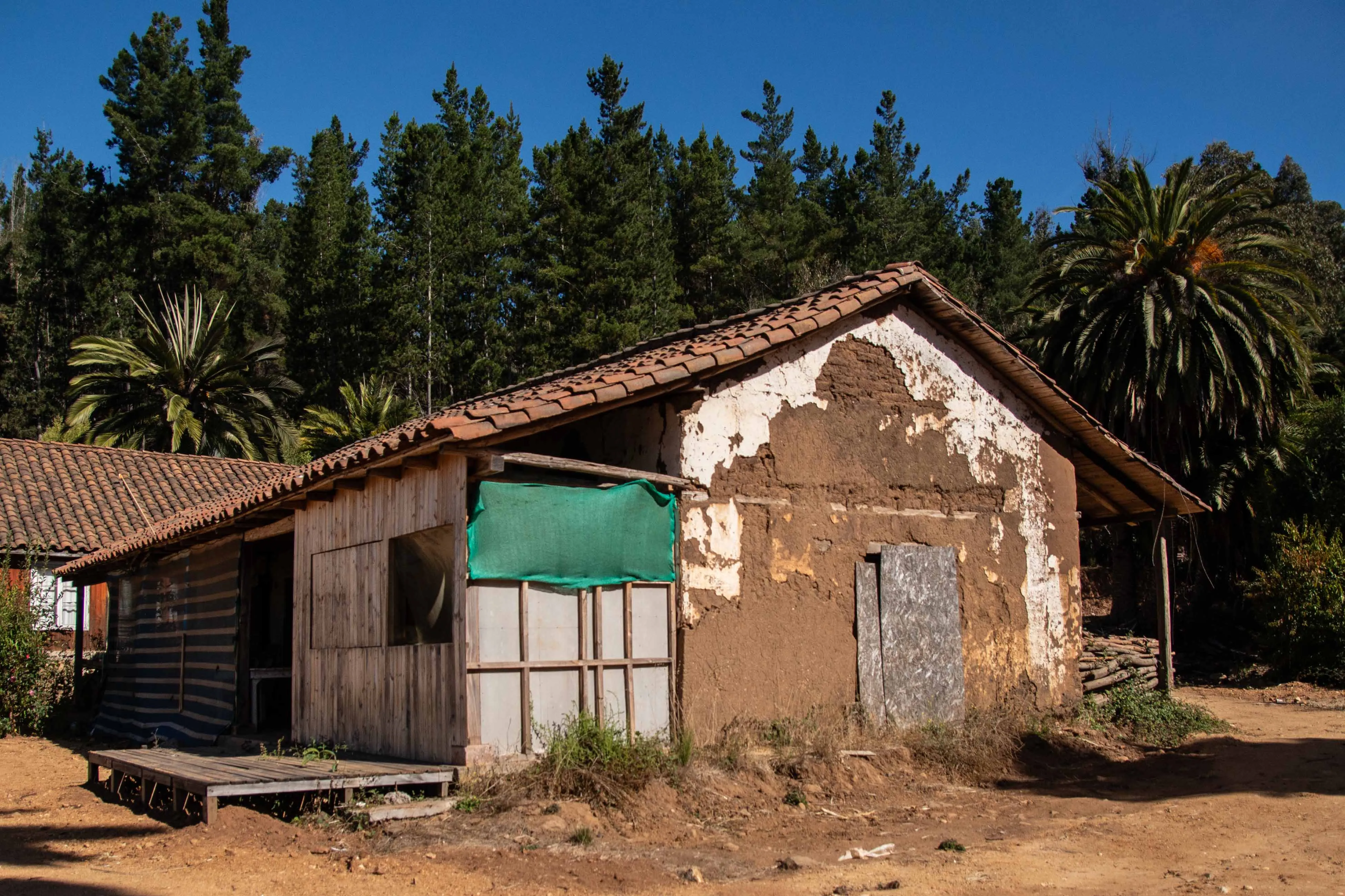 Casa Ciruelo al lado de Iglesia